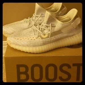 Yeezy 350 v2 static (reflective)